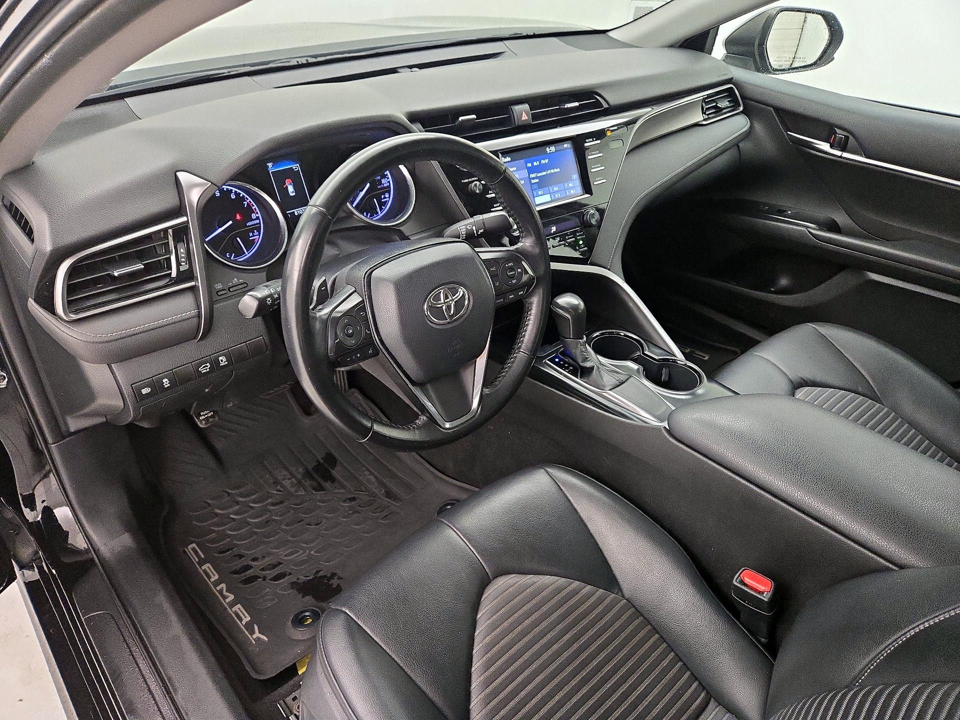 Thumbnail: 2019 Toyota Camry - 11