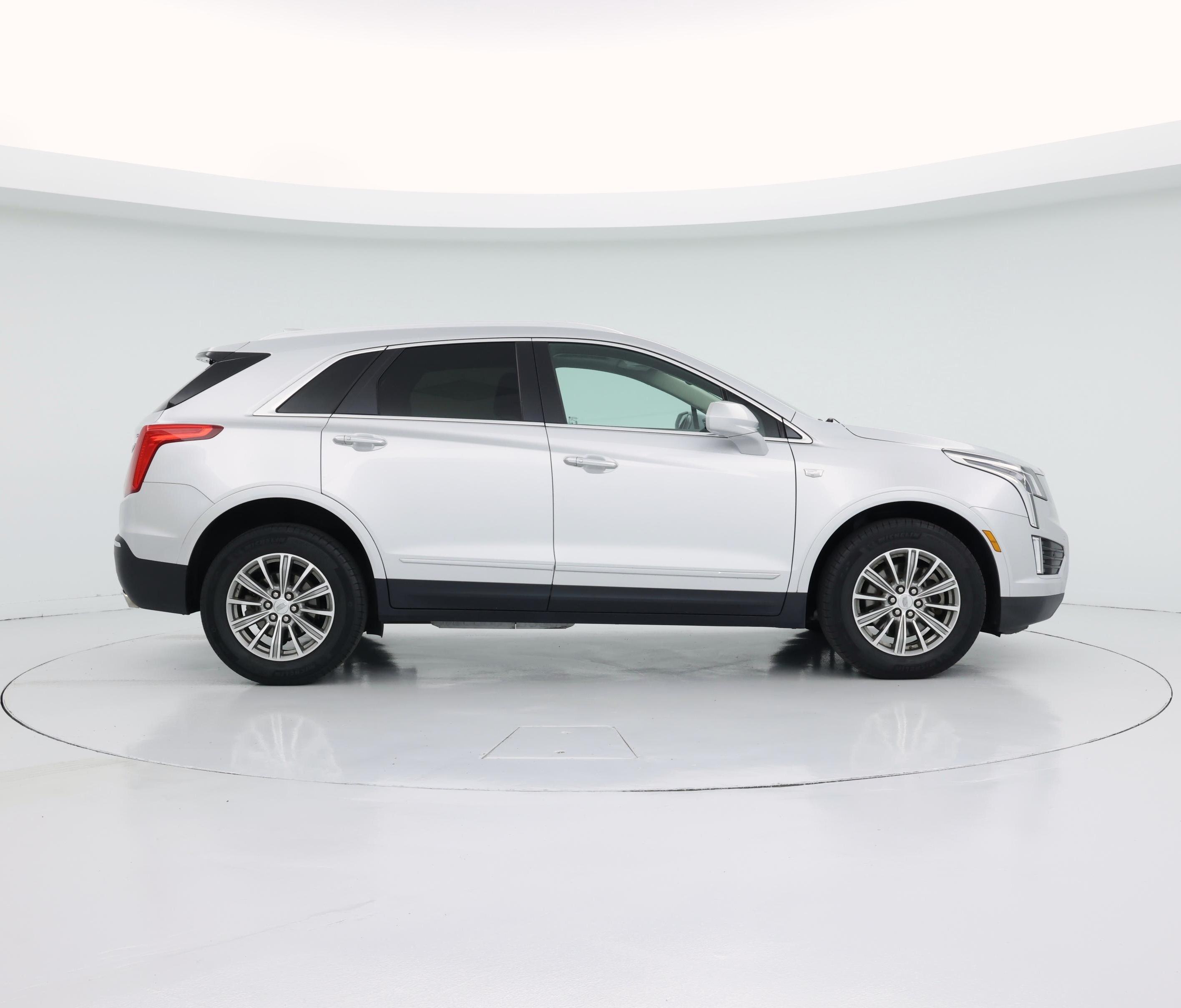 Thumbnail: 2017 Cadillac XT5 - 7