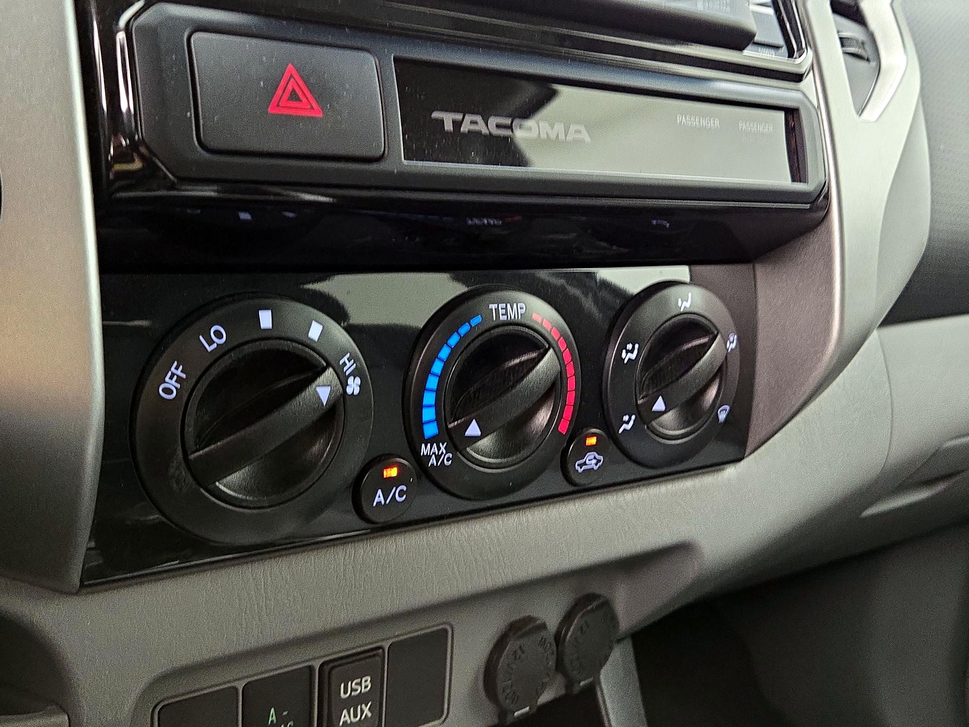 Thumbnail: 2015 Toyota Tacoma - 16