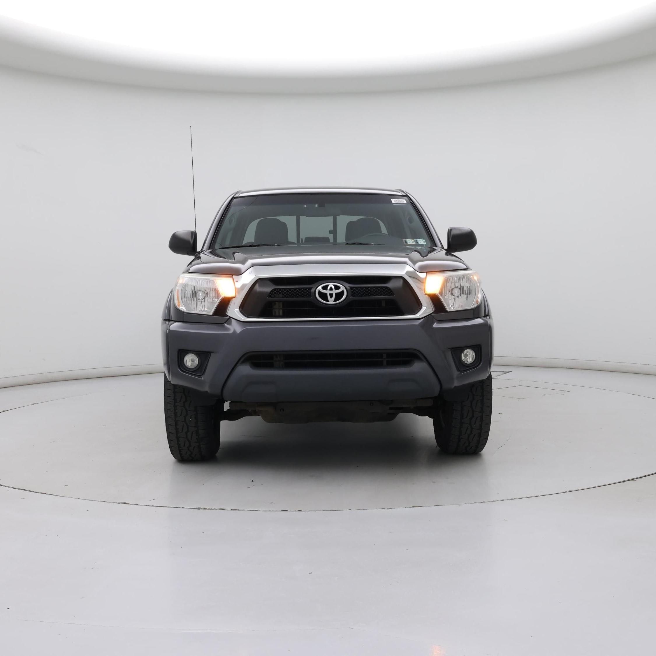 Thumbnail: 2015 Toyota Tacoma - 5