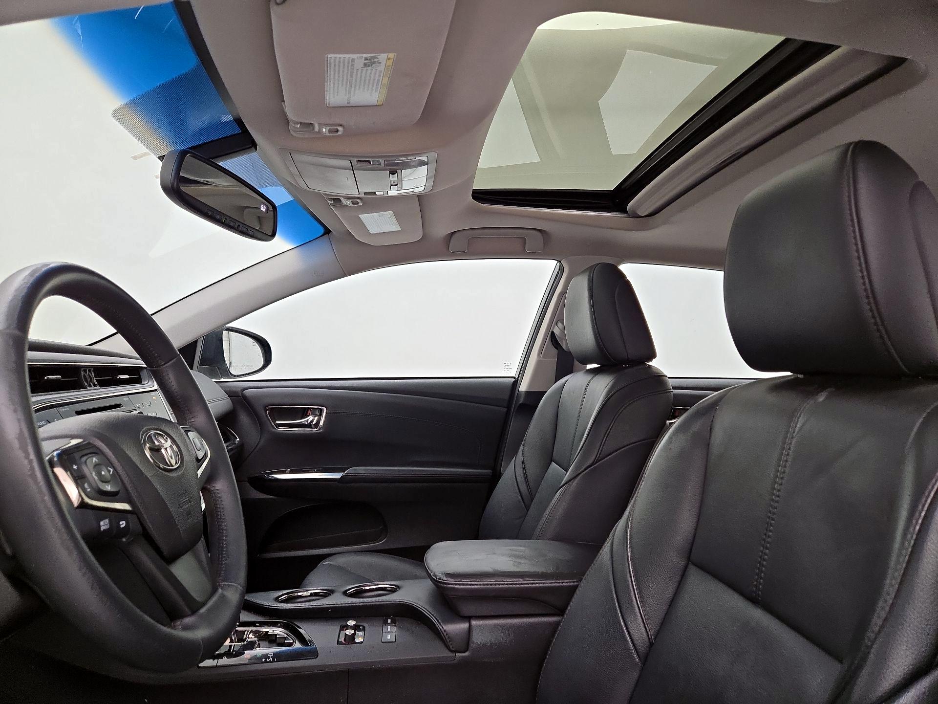 Thumbnail: 2016 Toyota Avalon - 19