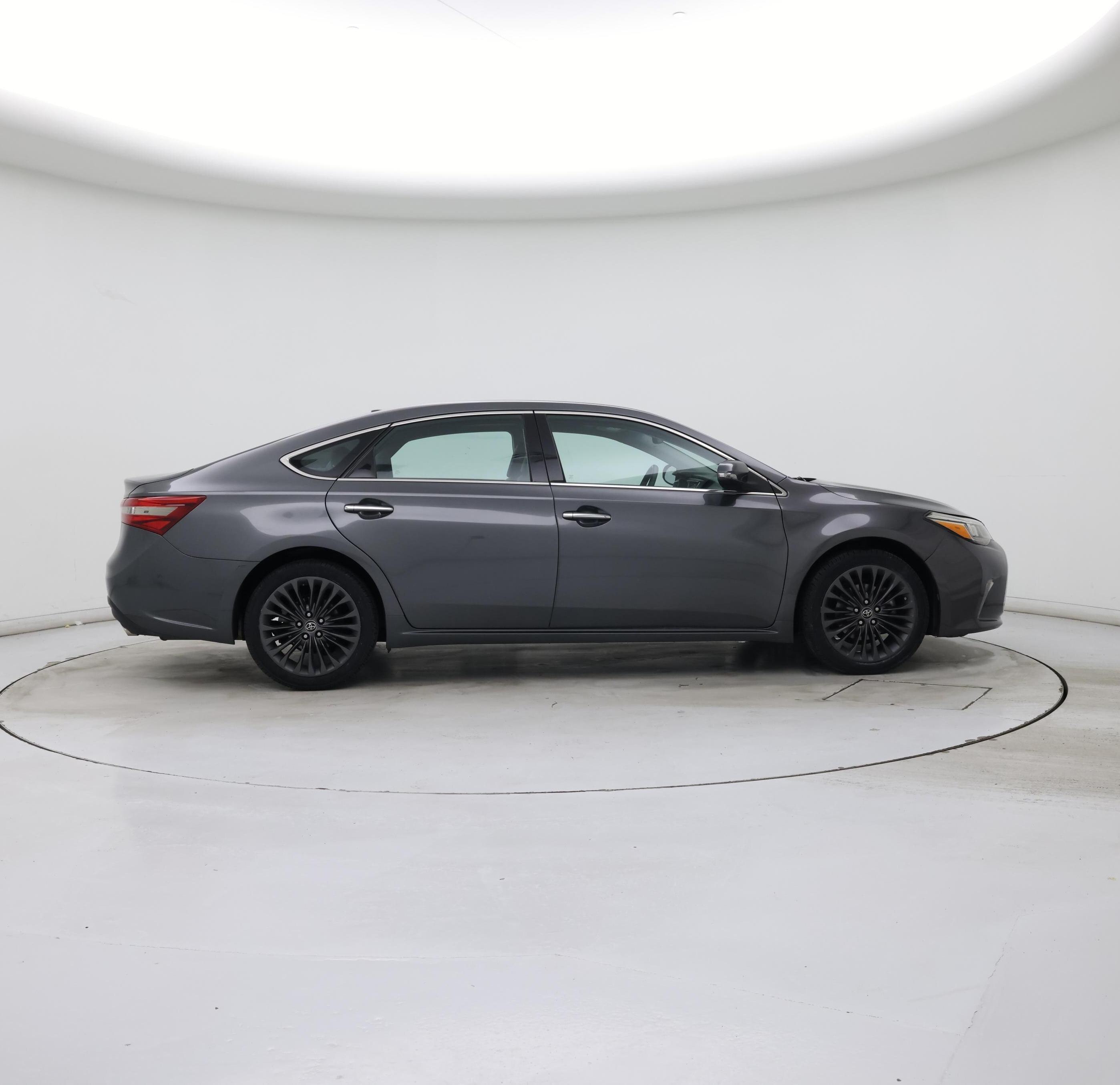 Thumbnail: 2016 Toyota Avalon - 7