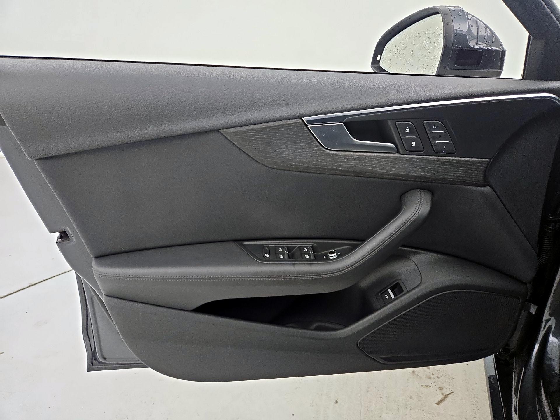 Thumbnail: 2019 Audi A4 - 12