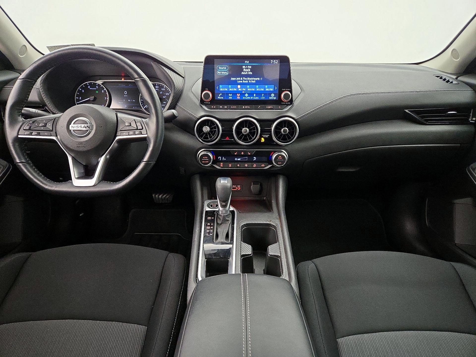 Thumbnail: 2023 Nissan Sentra - 9