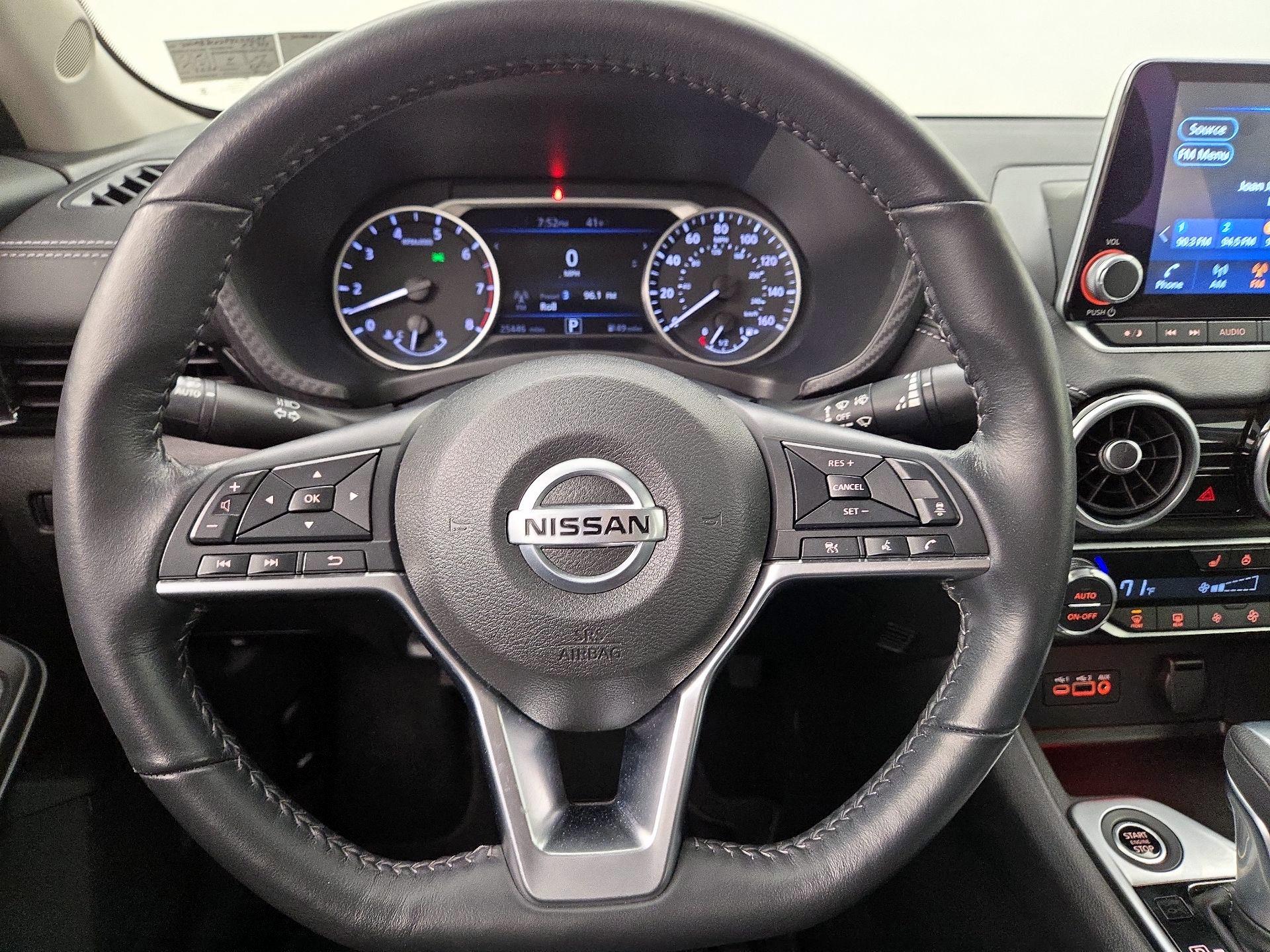 Thumbnail: 2023 Nissan Sentra - 10