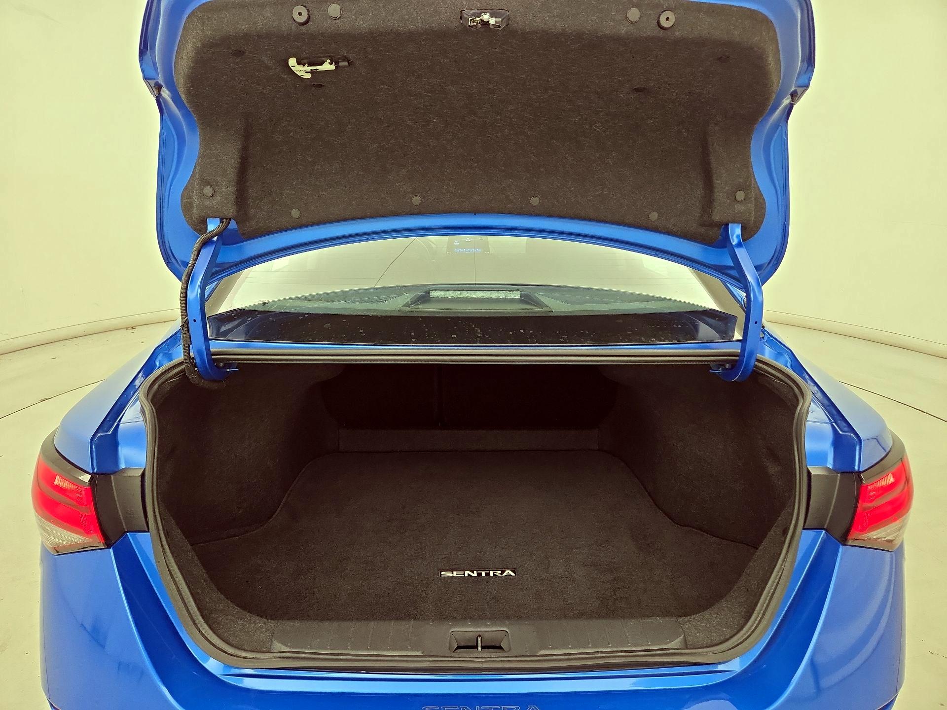 Thumbnail: 2023 Nissan Sentra - 19