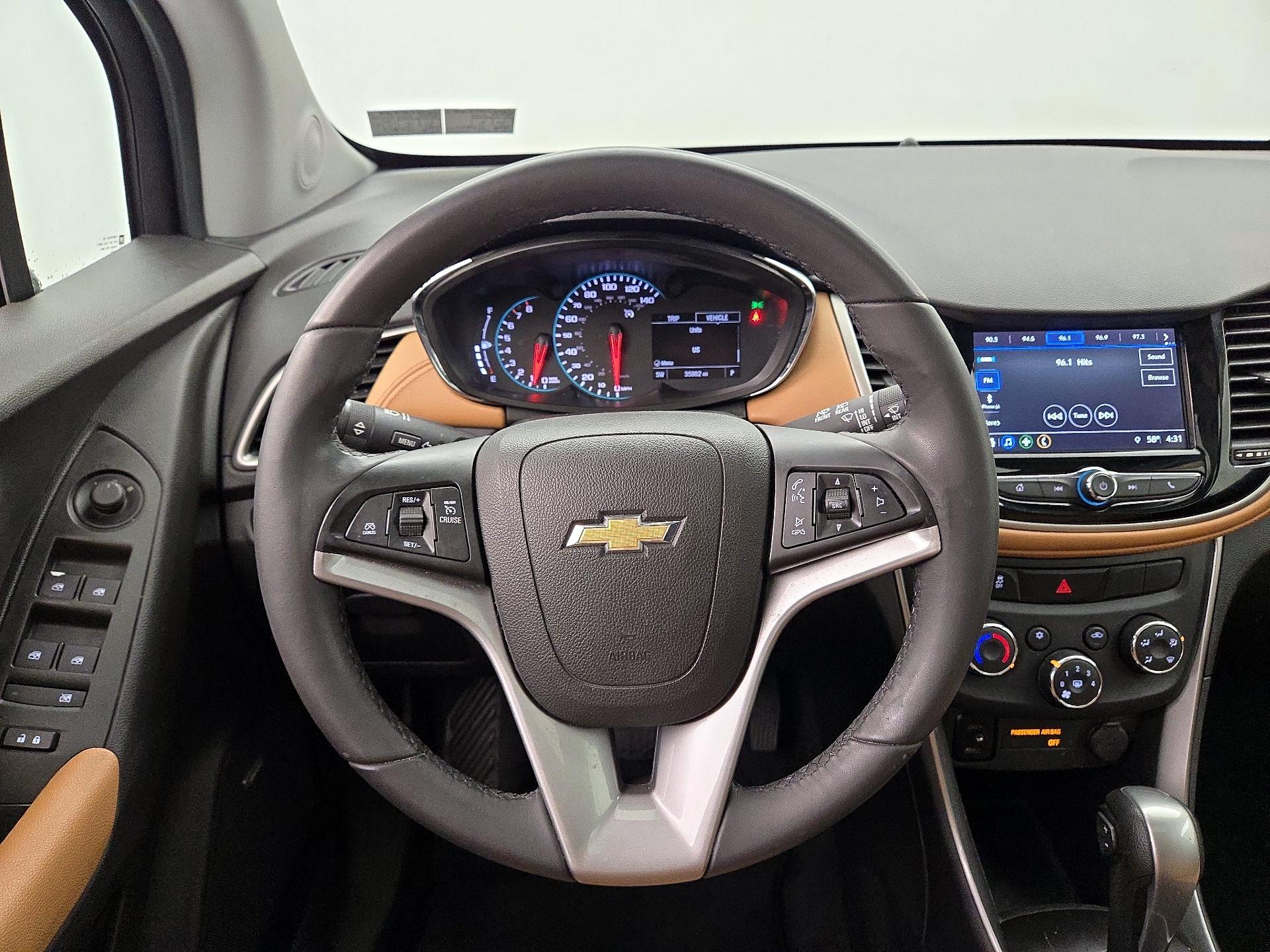 Thumbnail: 2018 Chevrolet Trax - 10