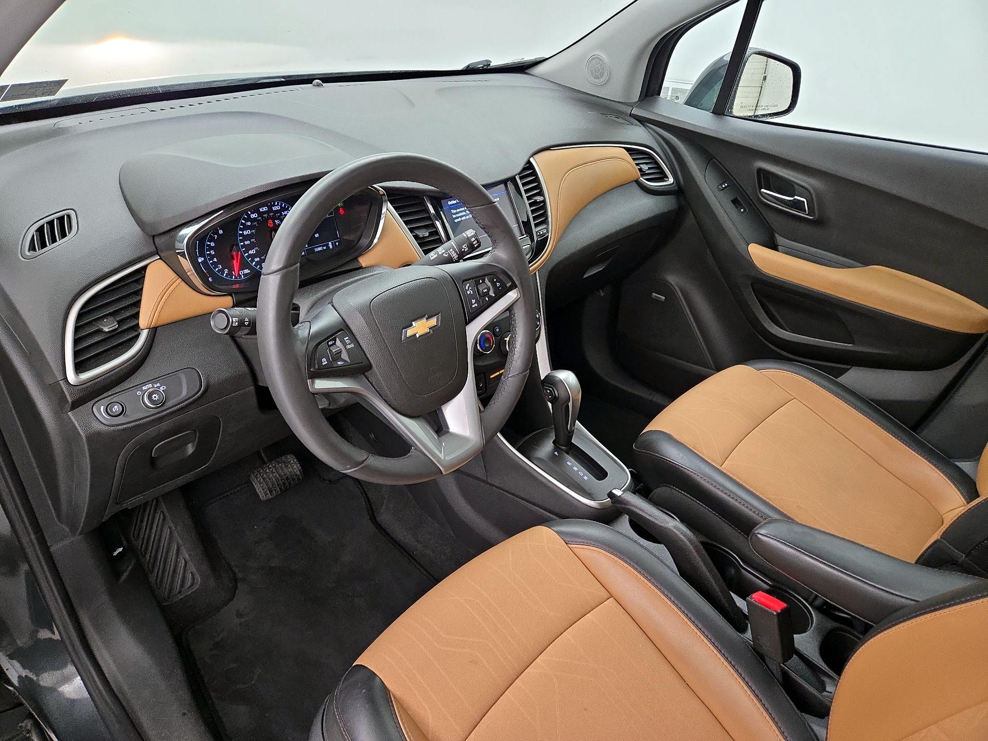 Thumbnail: 2018 Chevrolet Trax - 11