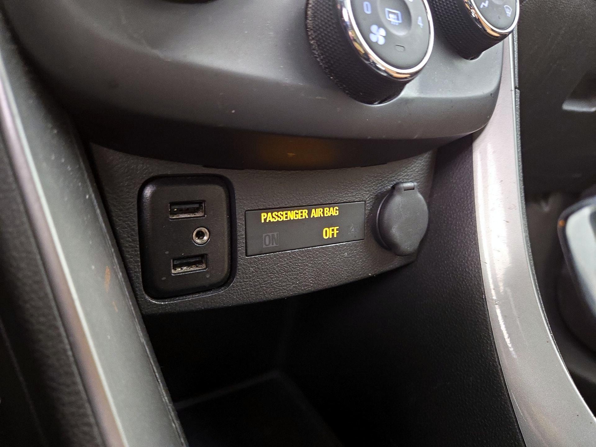 Thumbnail: 2018 Chevrolet Trax - 18