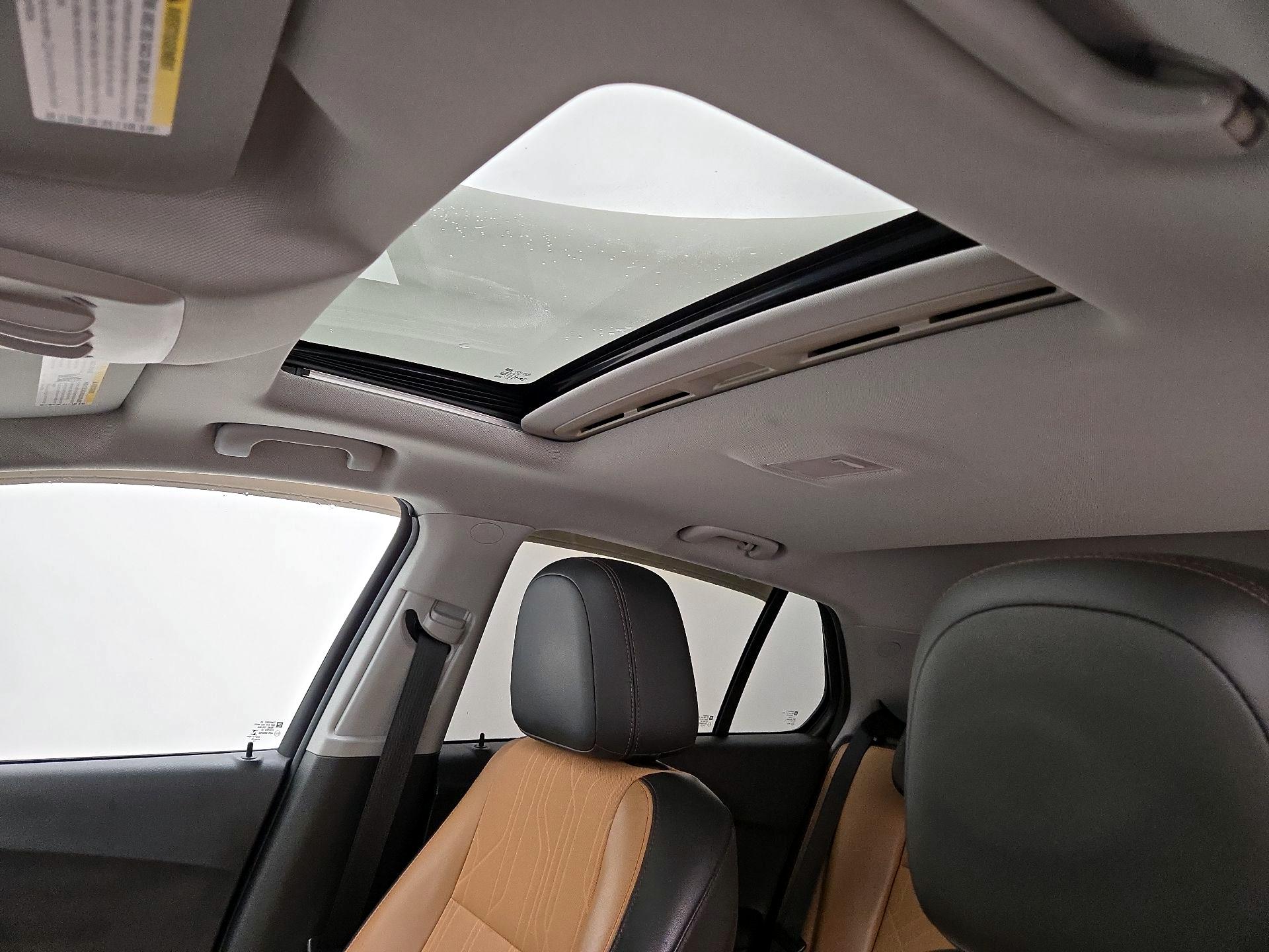 Thumbnail: 2018 Chevrolet Trax - 19