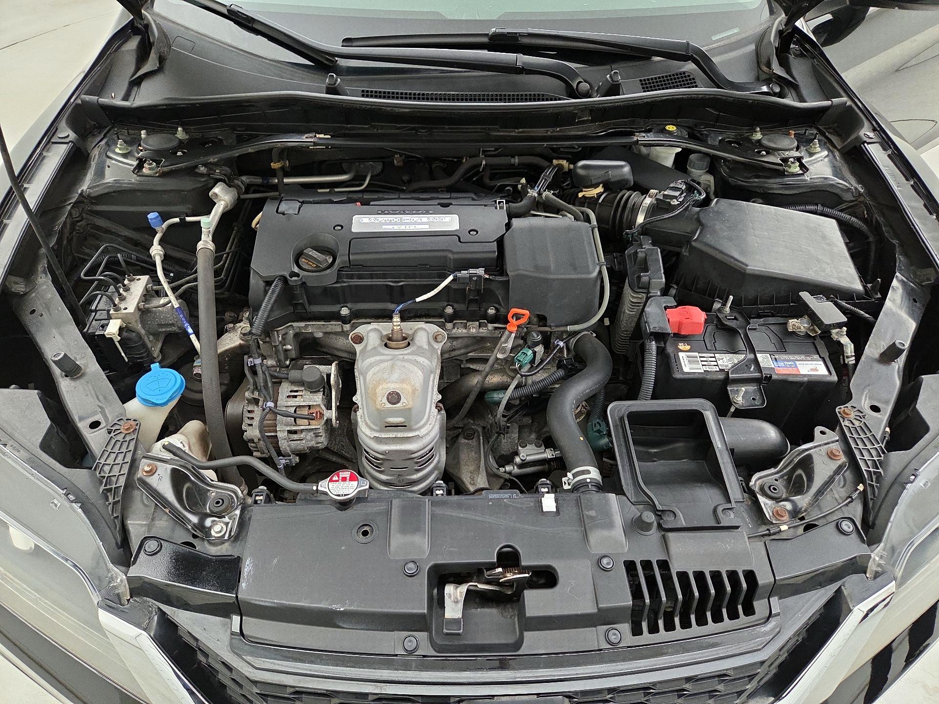 Thumbnail: 2015 Honda Accord - 18