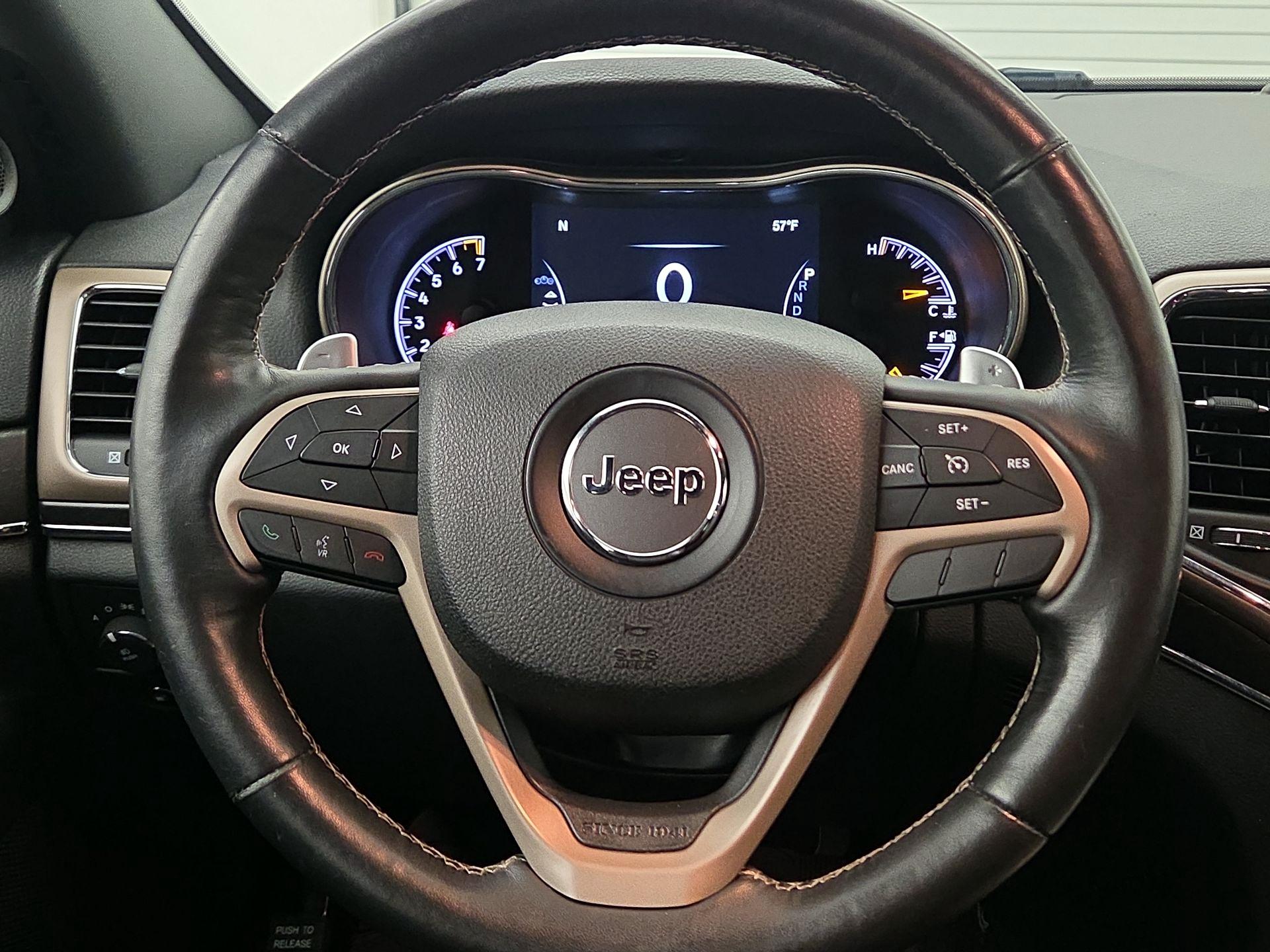 Thumbnail: 2016 Jeep Grand Cherokee - 10