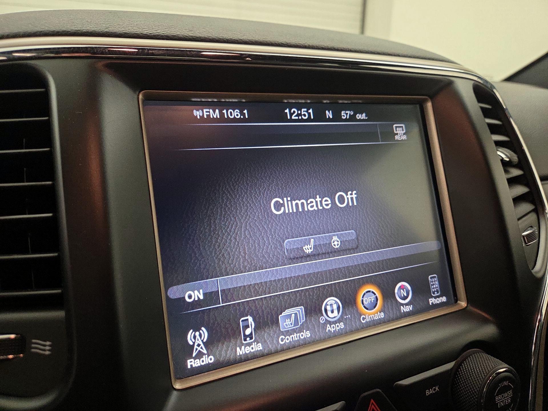 Thumbnail: 2016 Jeep Grand Cherokee - 13