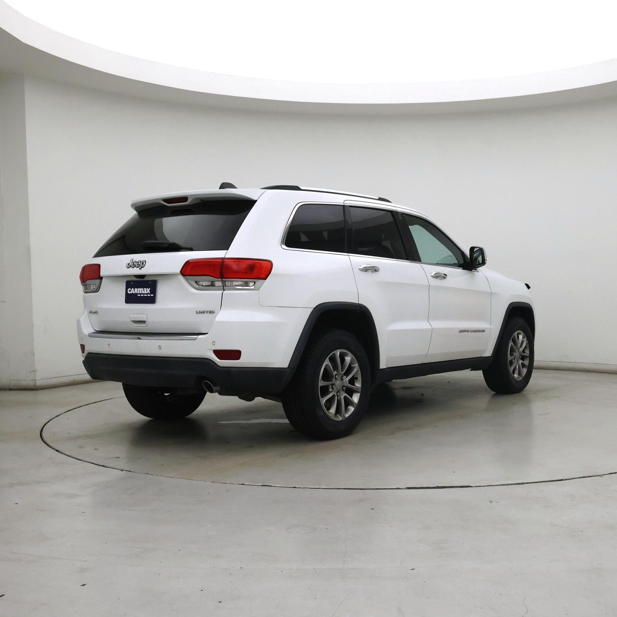 Thumbnail: 2016 Jeep Grand Cherokee - 8