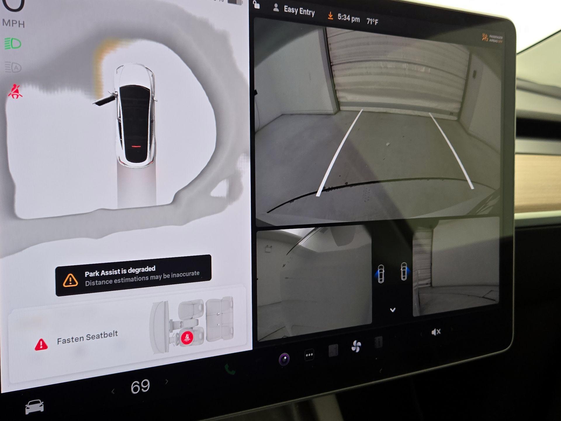 Thumbnail: 2023 Tesla Model Y - 14