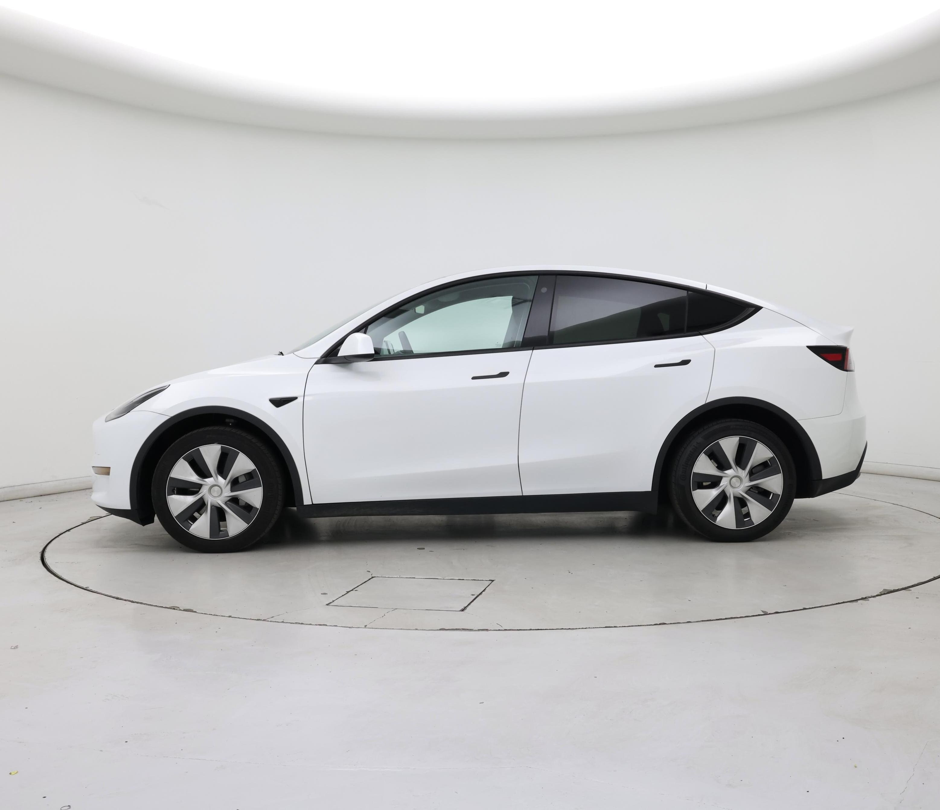 Thumbnail: 2023 Tesla Model Y - 3