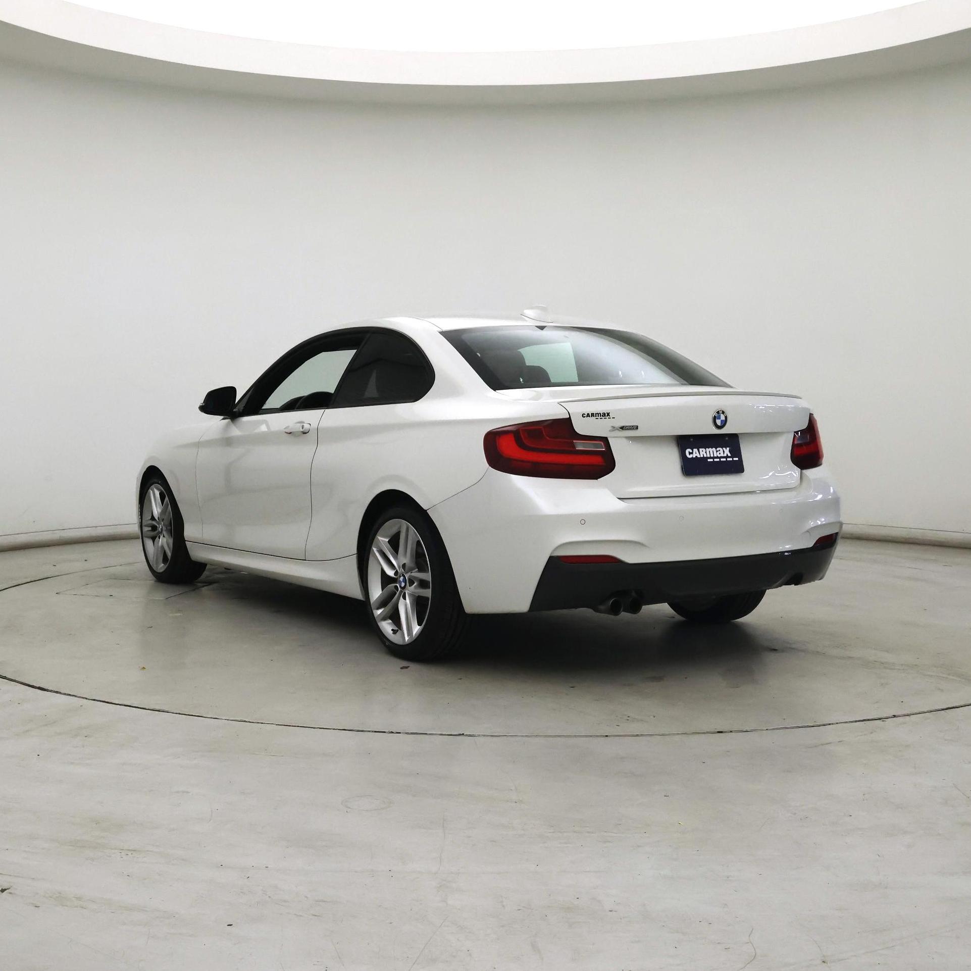 Thumbnail: 2016 BMW 2 Series - 2