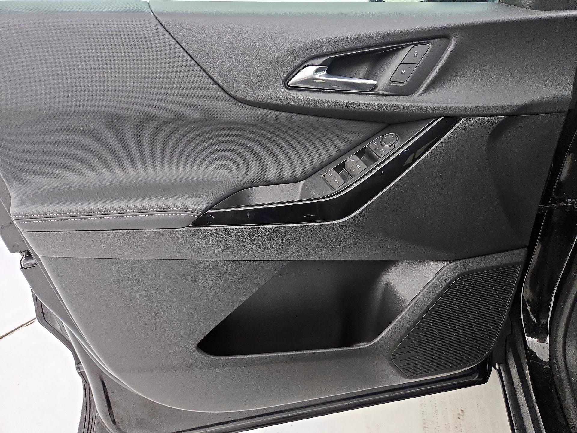 Thumbnail: 2025 Chevrolet Equinox - 12