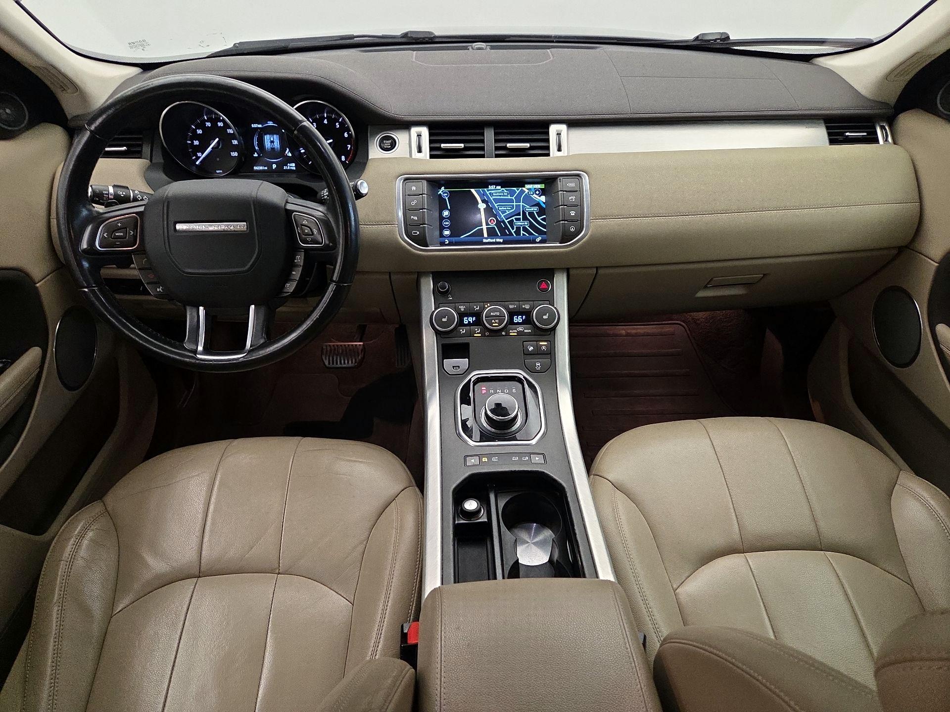 Thumbnail: 2017 Land Rover Range Rover Evoque - 9