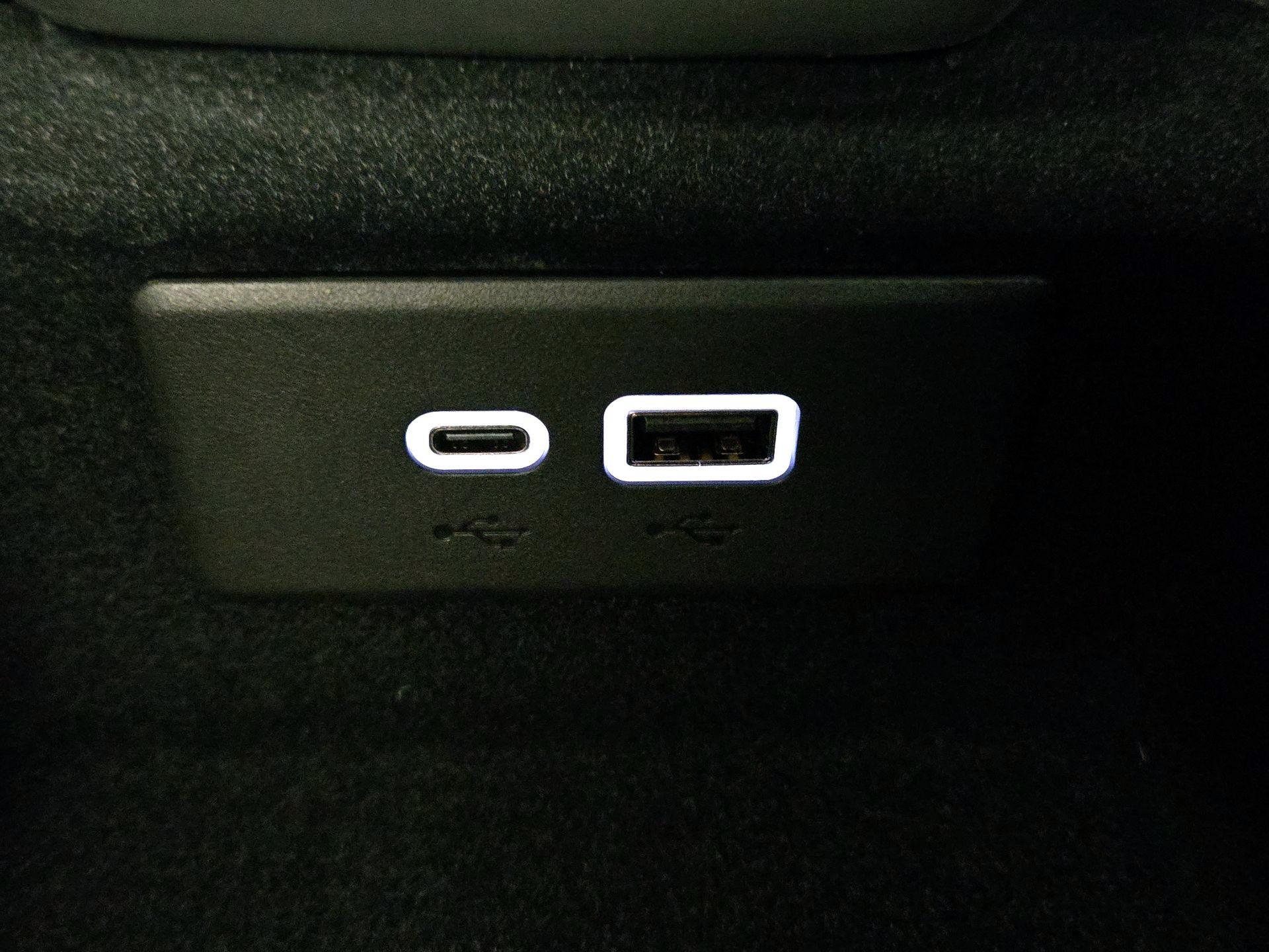 Thumbnail: 2025 Chevrolet Corvette - 17