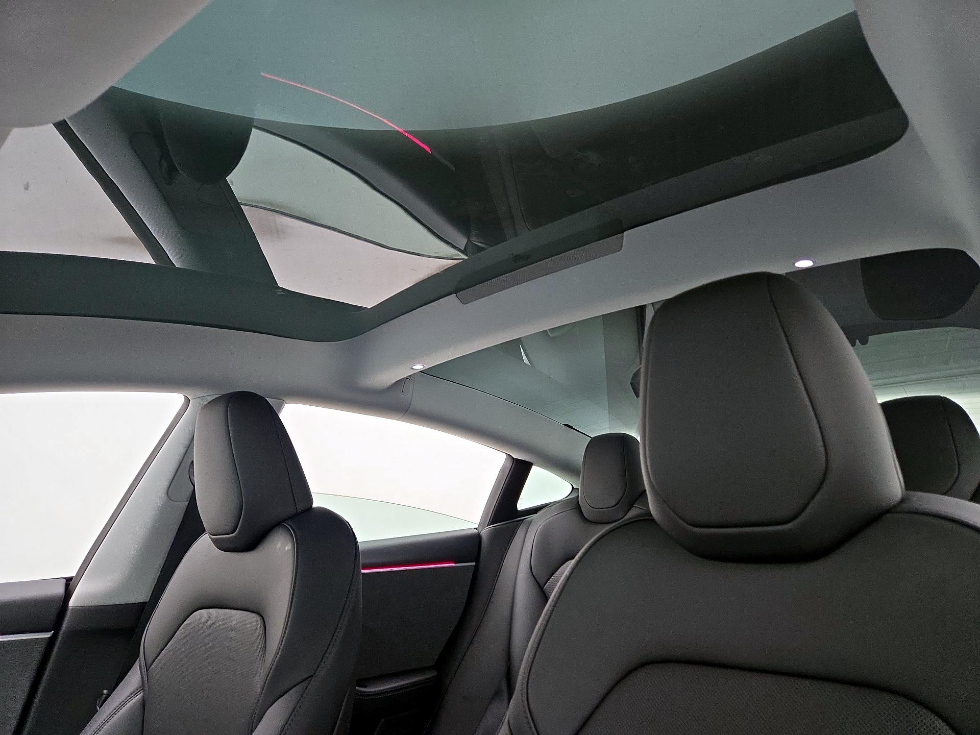 Thumbnail: 2025 Tesla Model 3 - 19