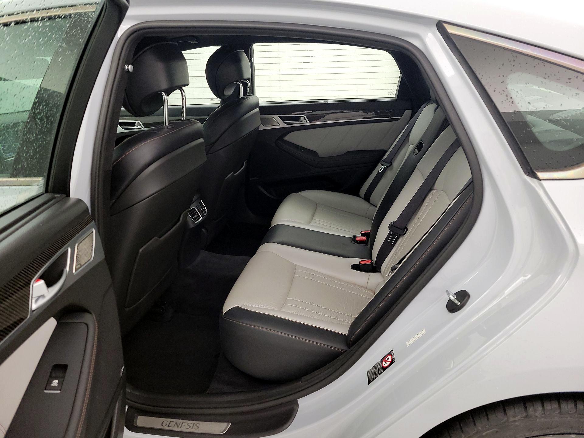 Thumbnail: 2018 Genesis G80 - 20