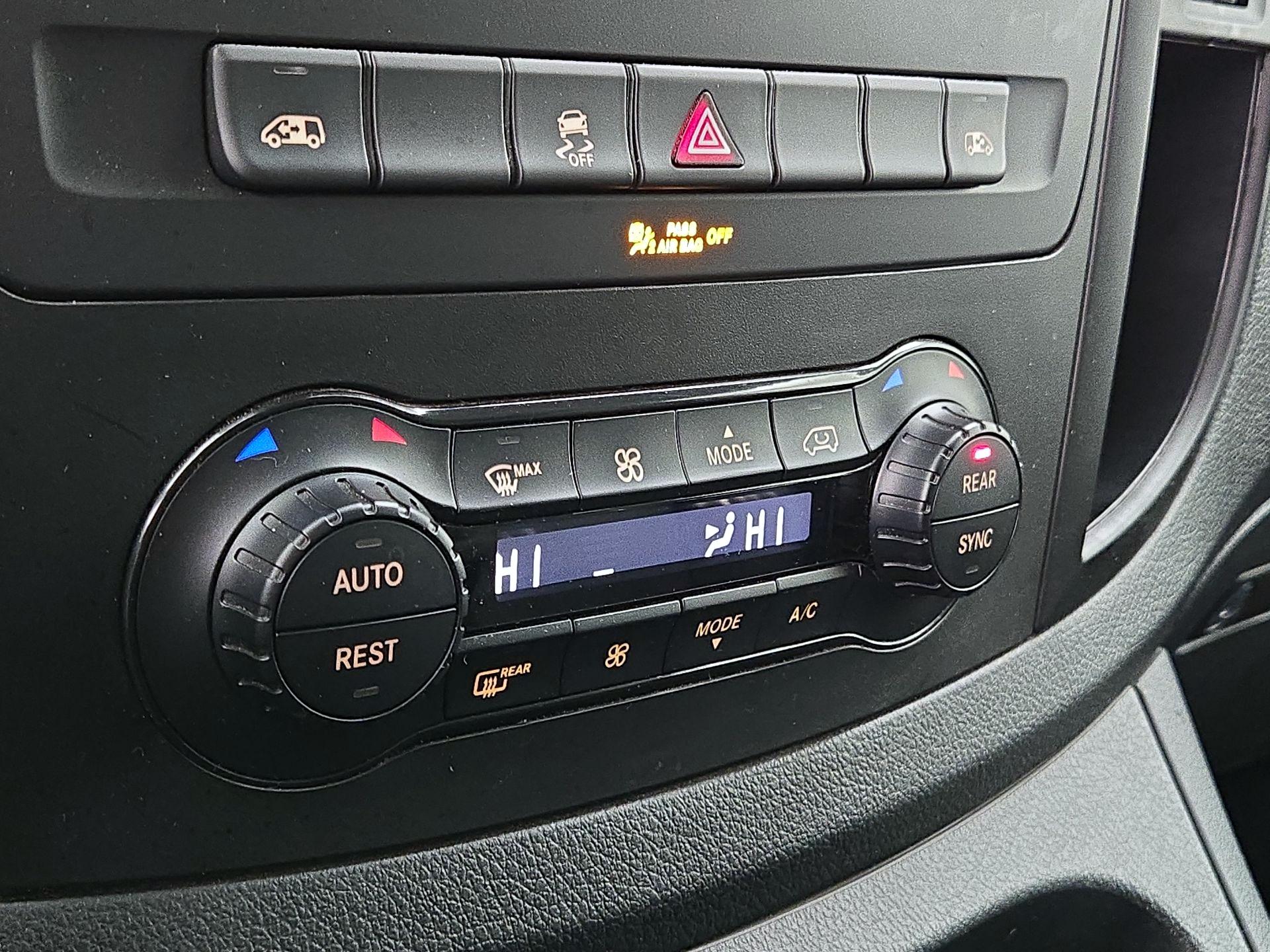 Thumbnail: 2021 Mercedes-Benz Metris - 16