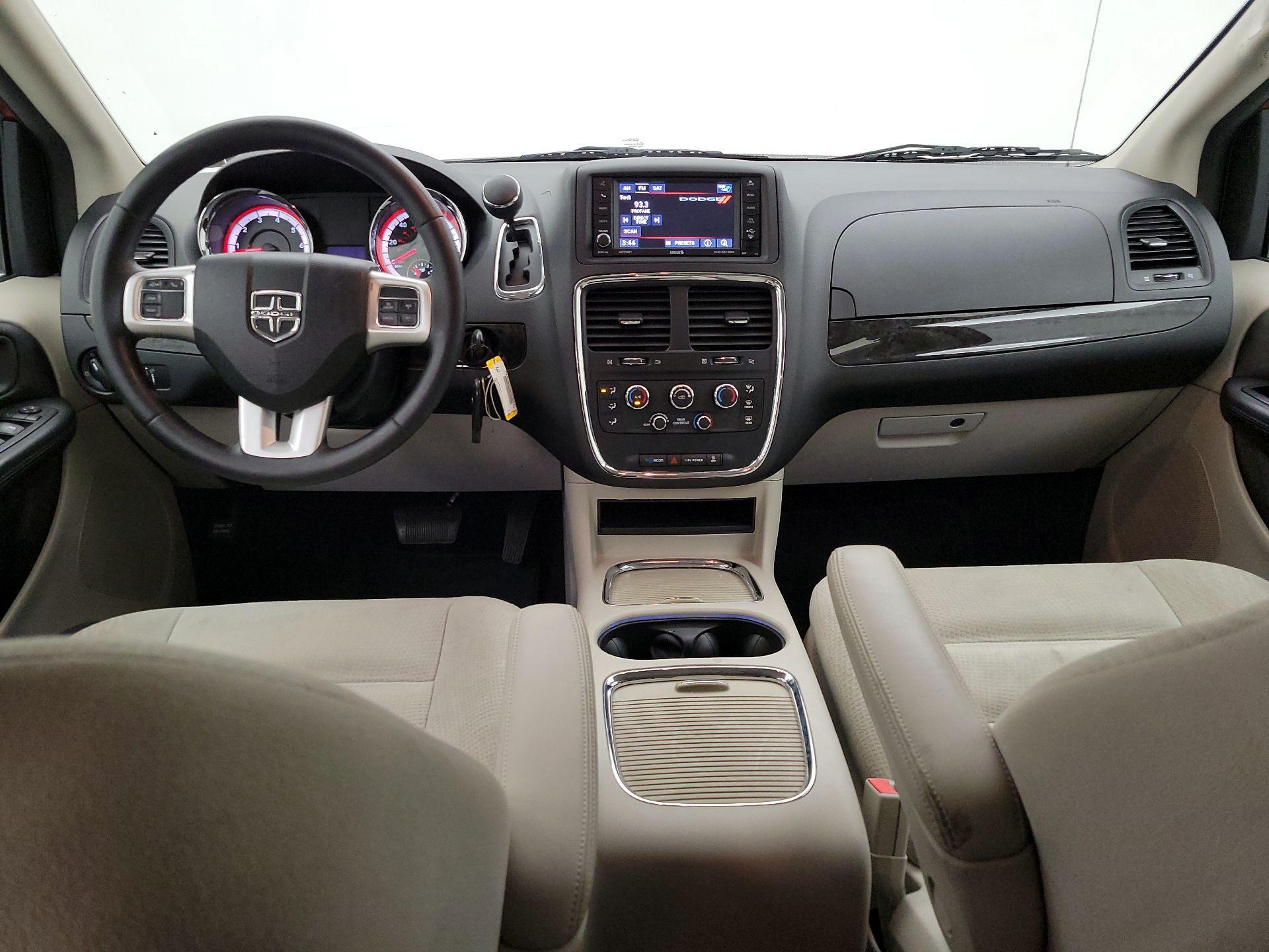 Thumbnail: 2015 Dodge Grand Caravan - 9