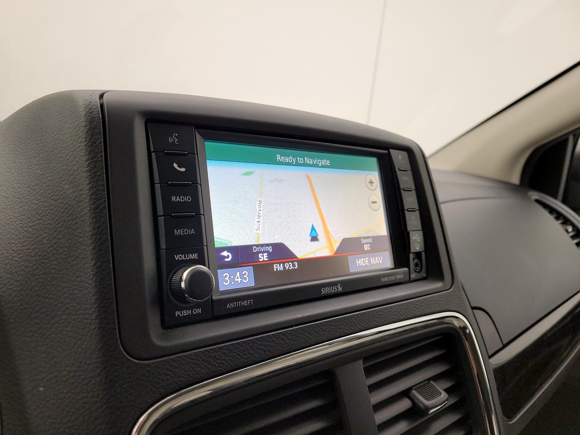 Thumbnail: 2015 Dodge Grand Caravan - 14