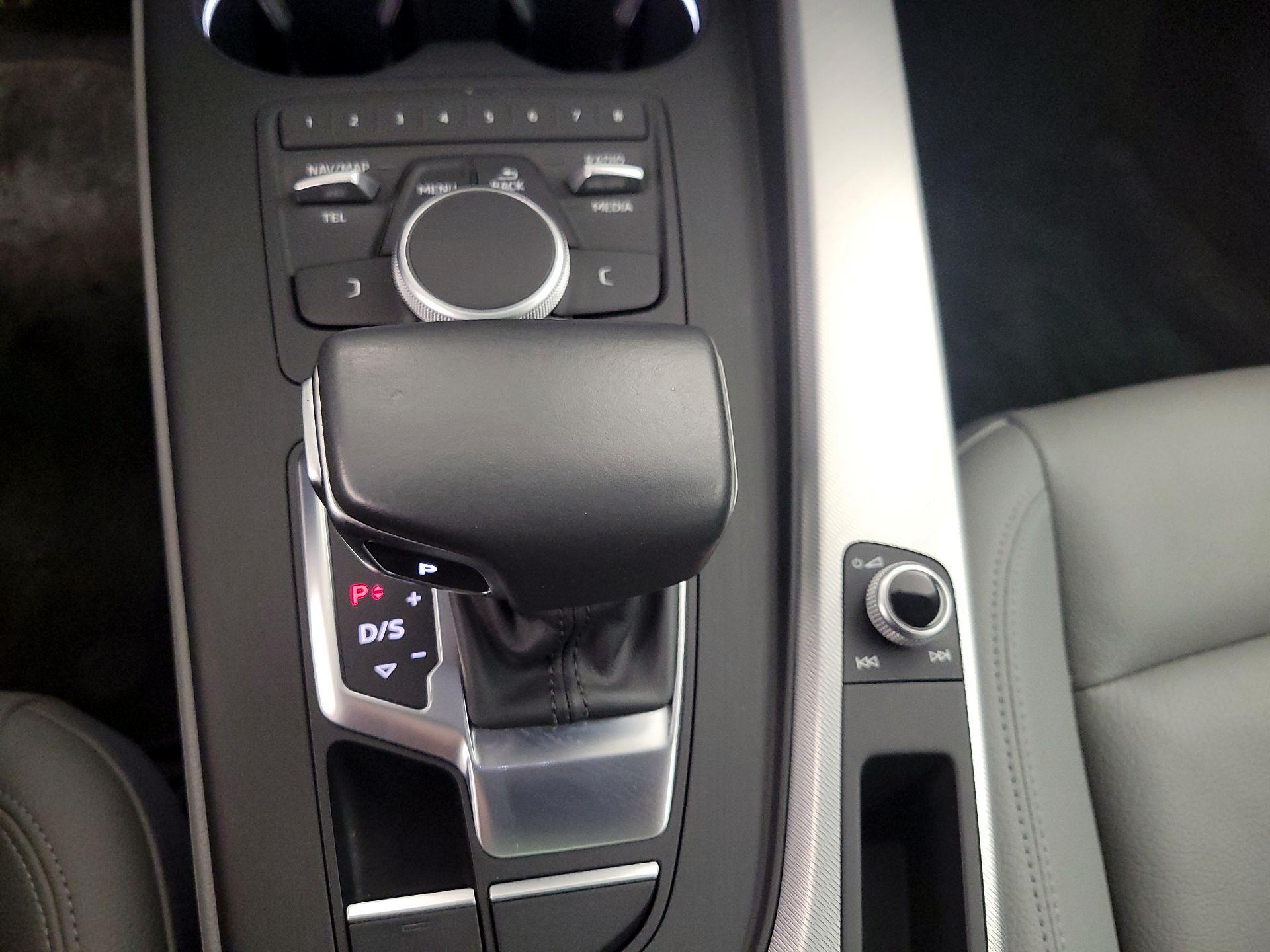 Thumbnail: 2017 Audi A4 - 18