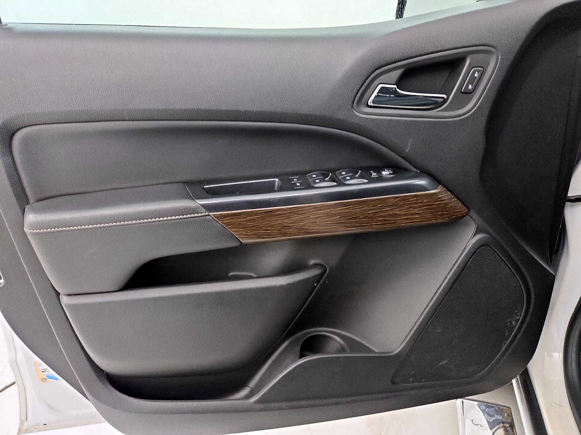 Thumbnail: 2018 GMC Canyon - 12