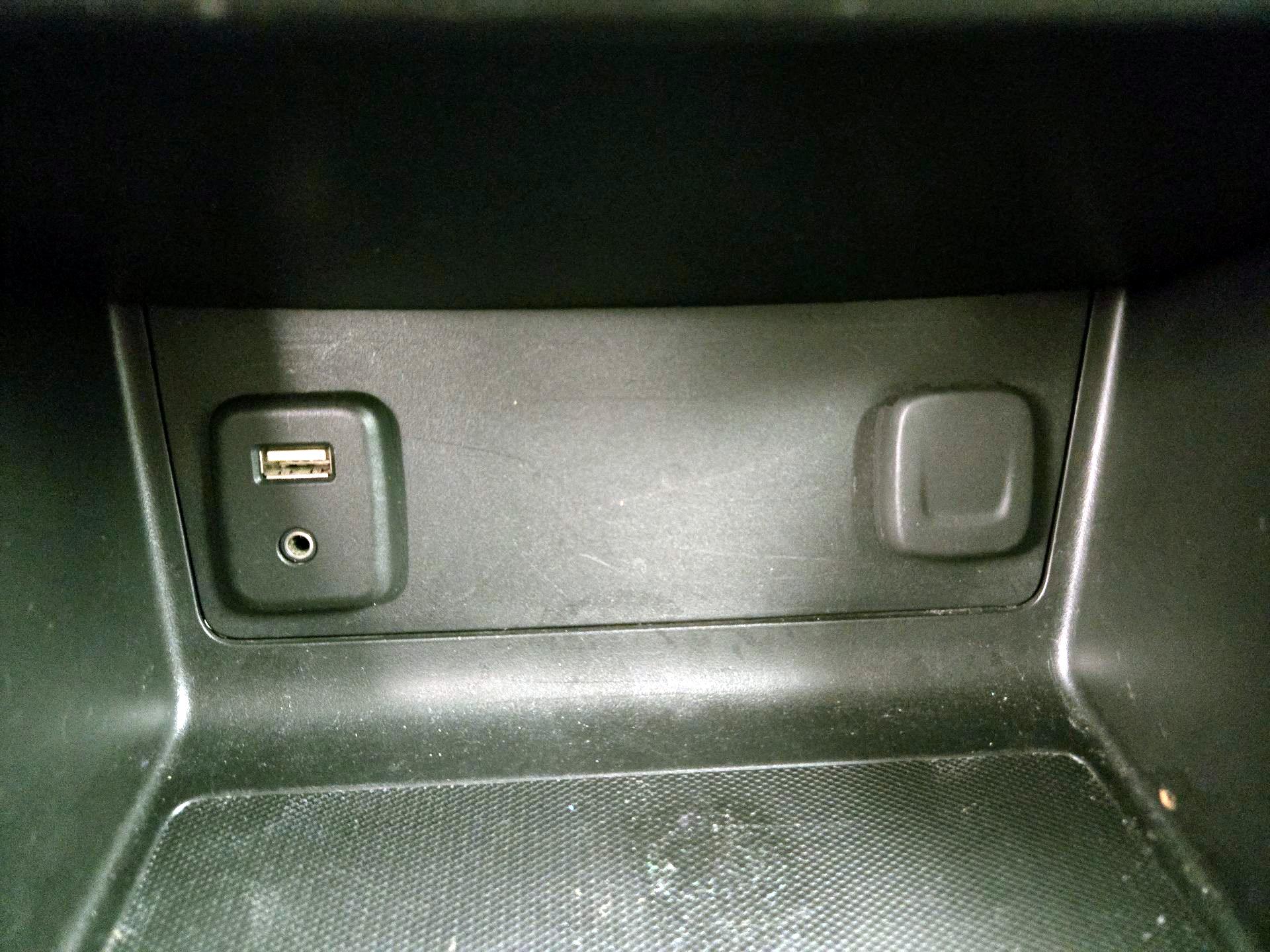 Thumbnail: 2018 GMC Canyon - 18