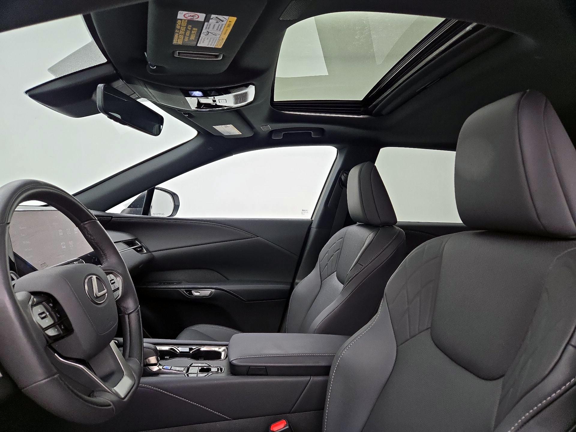 Thumbnail: 2025 Lexus RX - 18