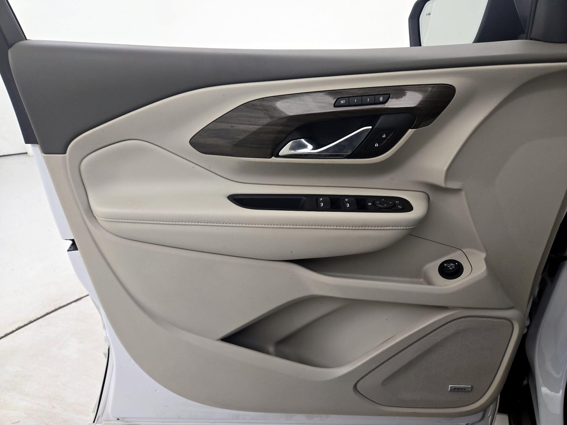 Thumbnail: 2020 GMC Terrain - 12