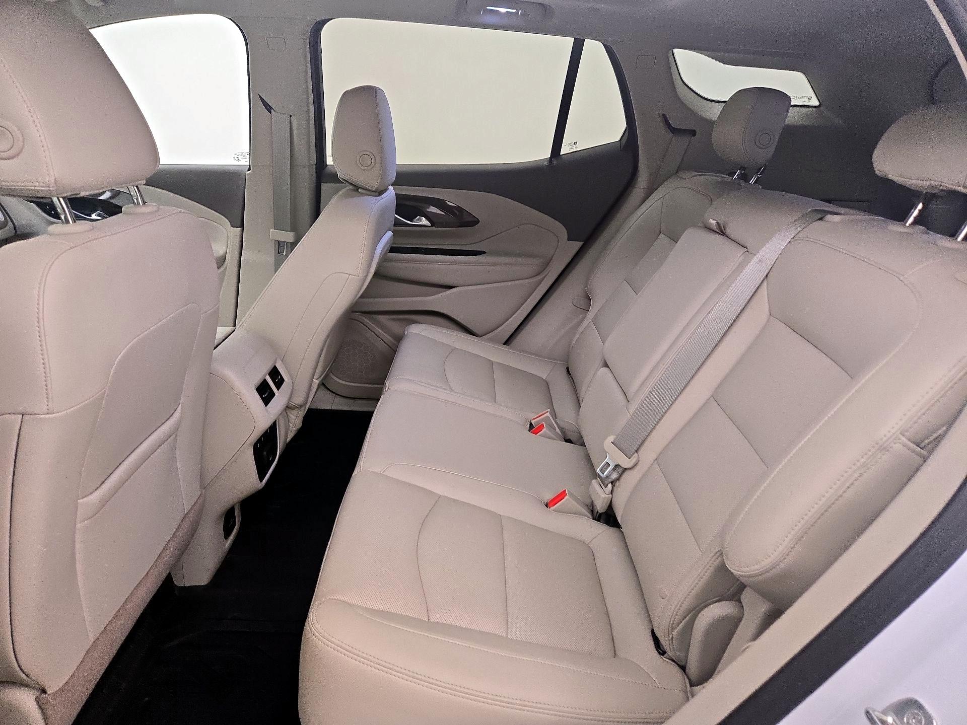 Thumbnail: 2020 GMC Terrain - 19