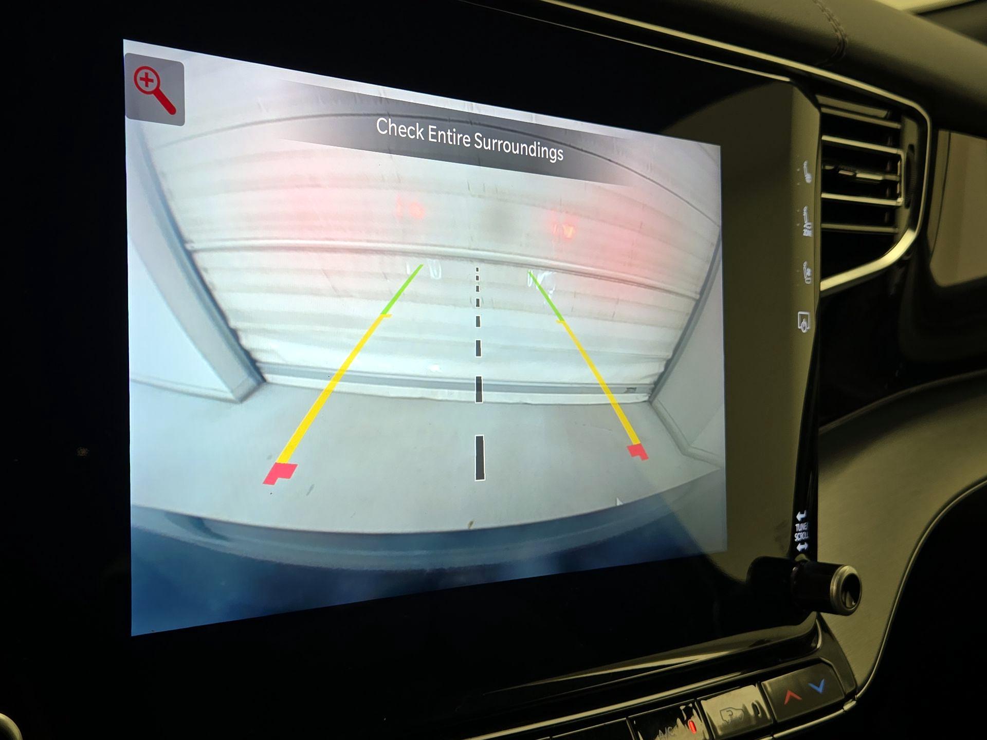 Thumbnail: 2024 Jeep Wagoneer - 14