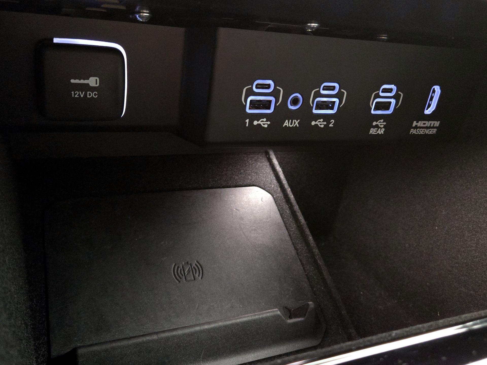 Thumbnail: 2024 Jeep Wagoneer - 18