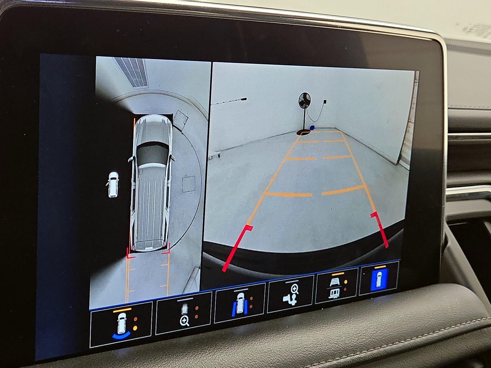 Thumbnail: 2022 Chevrolet Suburban - 14