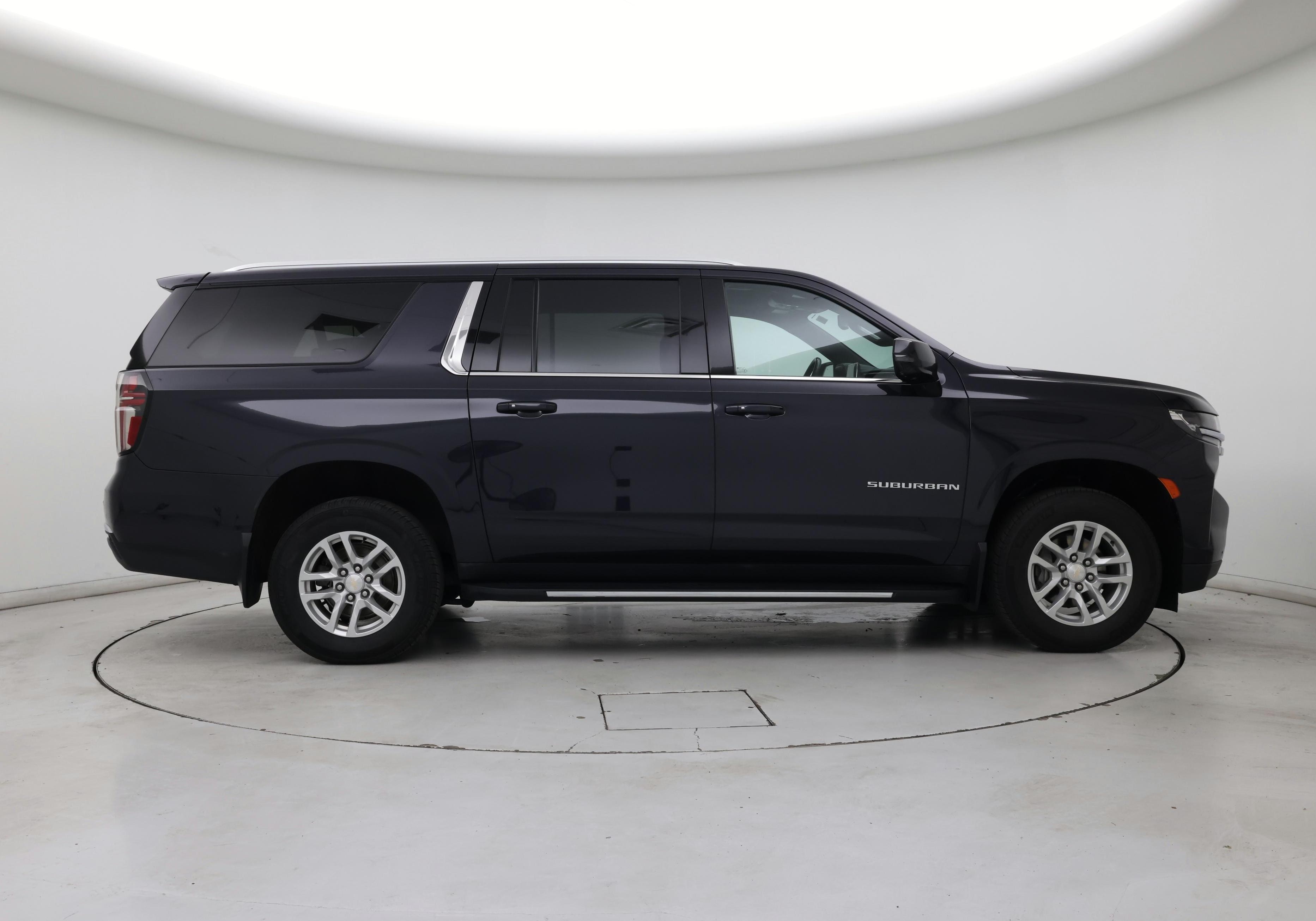 Thumbnail: 2022 Chevrolet Suburban - 7