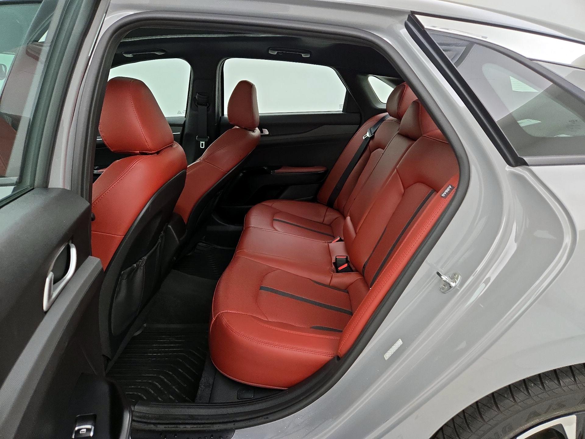 Thumbnail: 2022 Kia K5 - 20