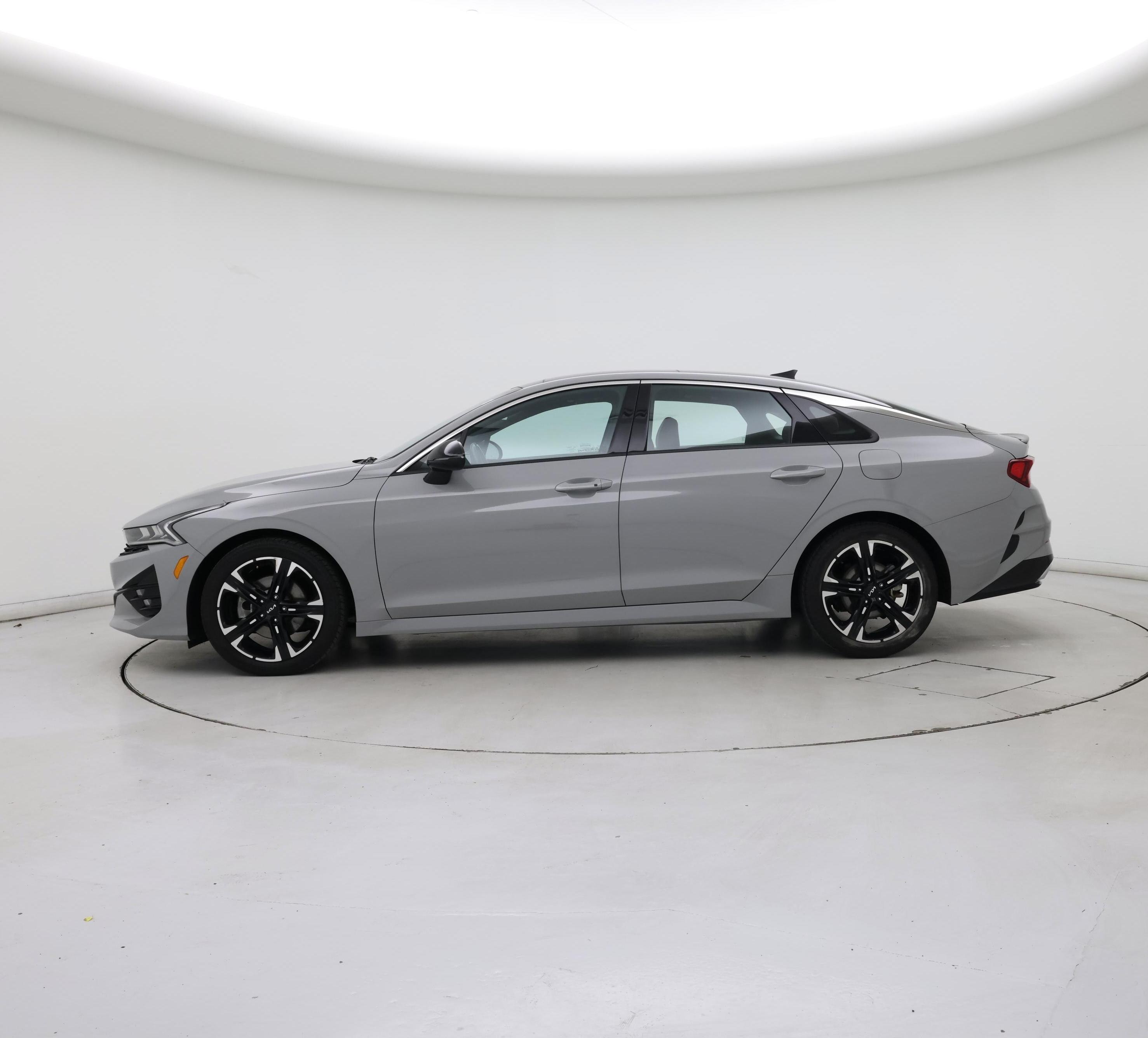 Thumbnail: 2022 Kia K5 - 3