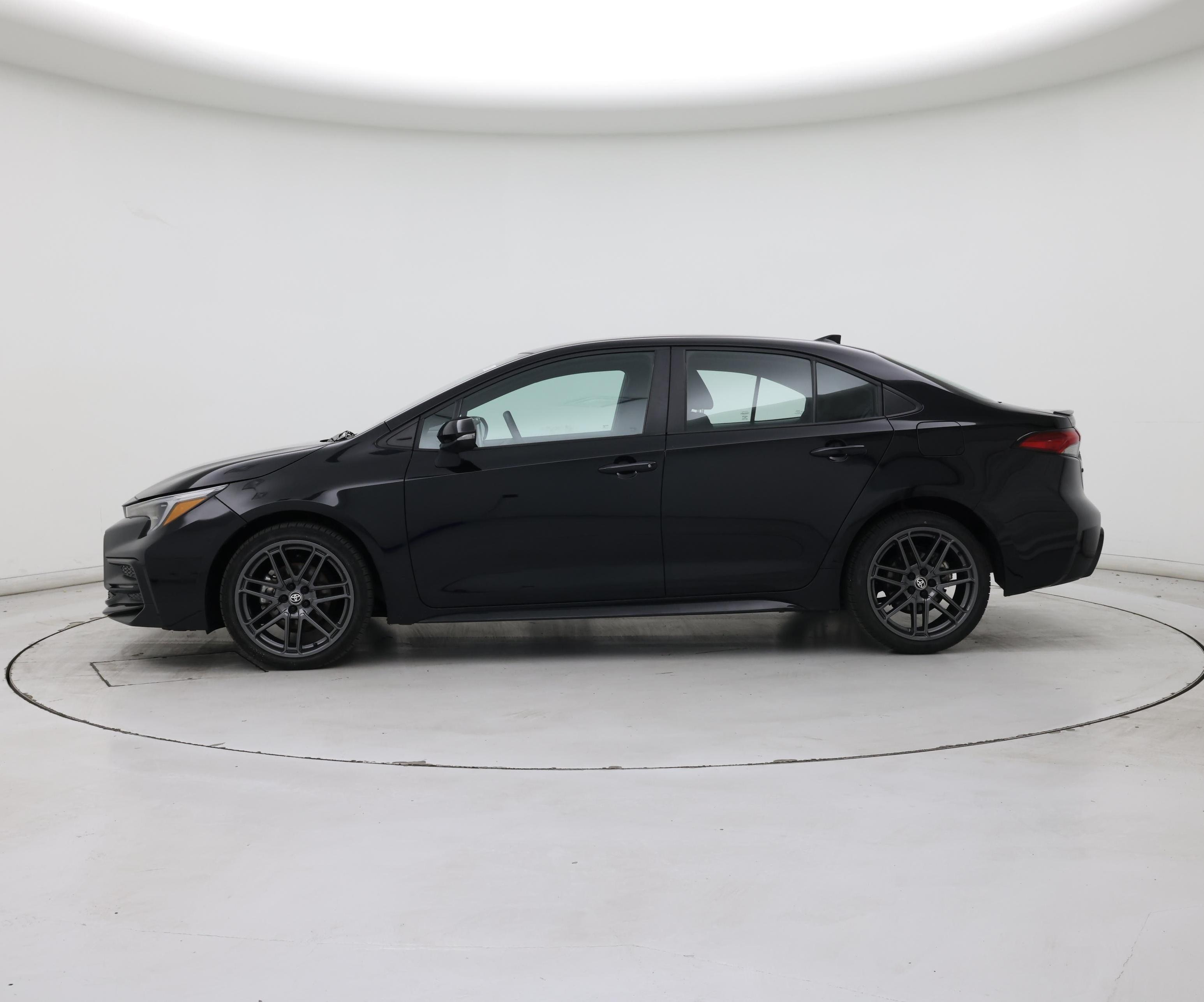 Thumbnail: 2024 Toyota Corolla - 3