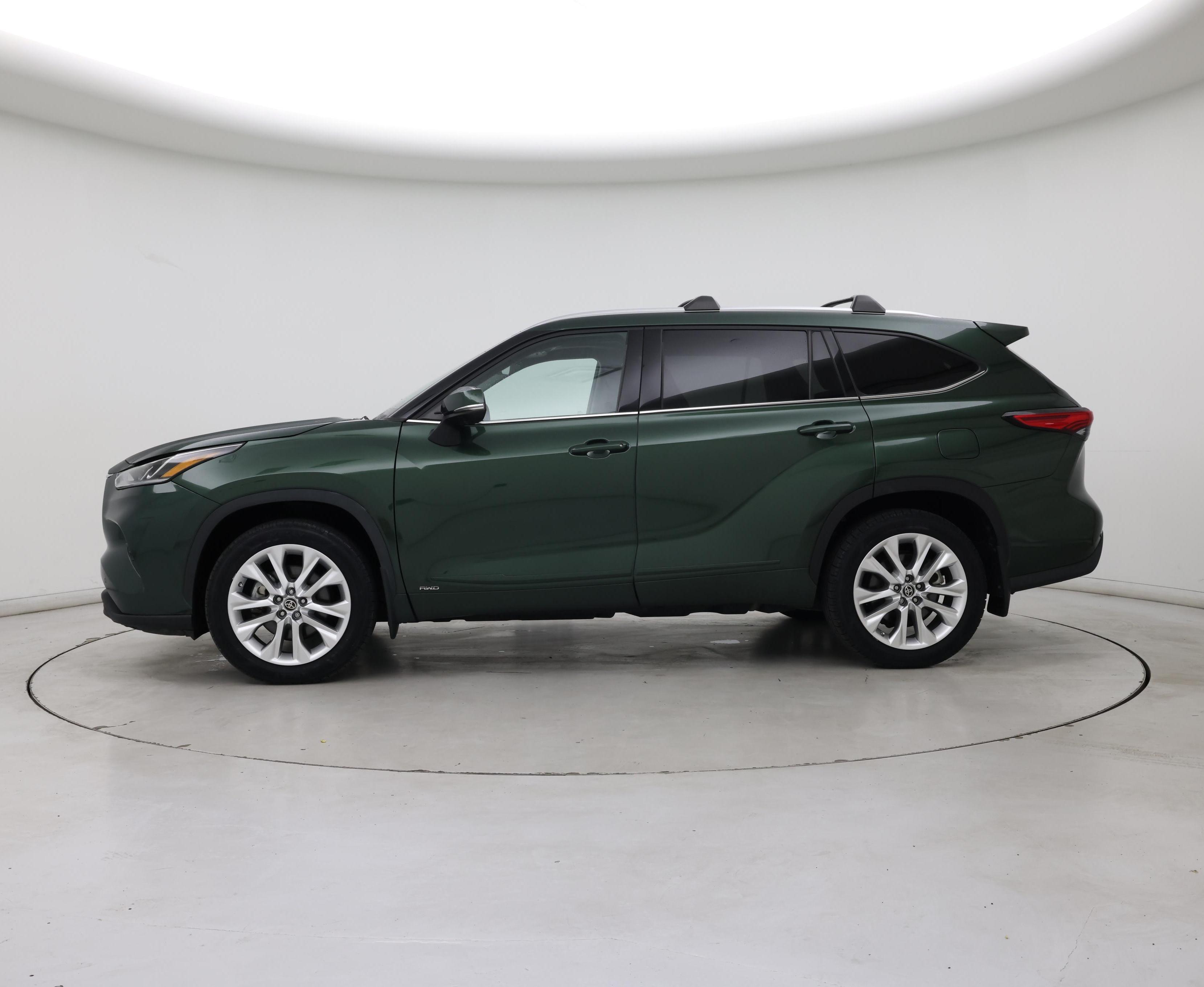 Thumbnail: 2023 Toyota Highlander - 3