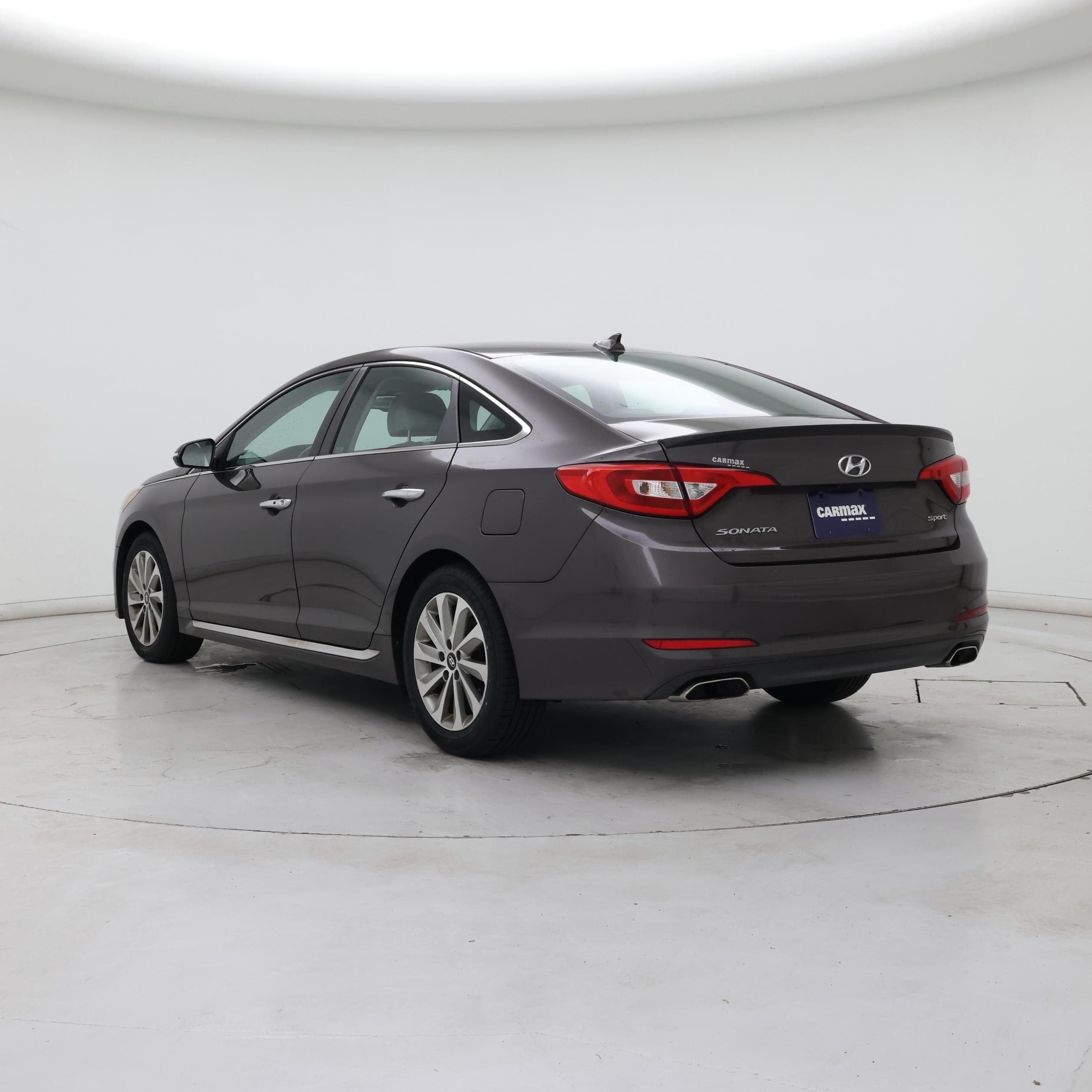 Thumbnail: 2016 Hyundai Sonata - 2