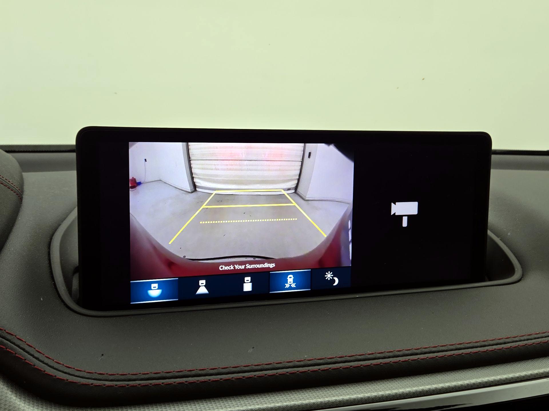 Thumbnail: 2022 Acura MDX - 15