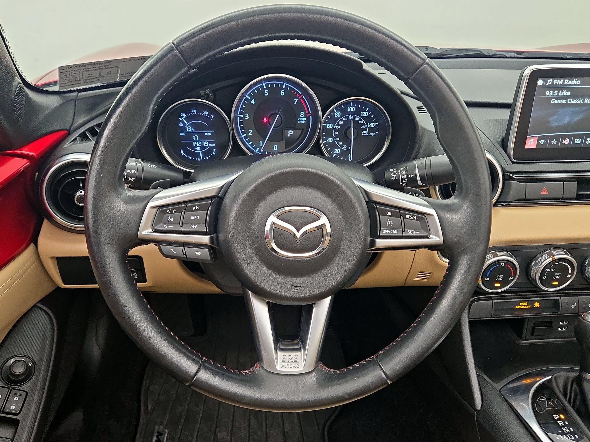 Thumbnail: 2016 Mazda MX-5 Miata - 10