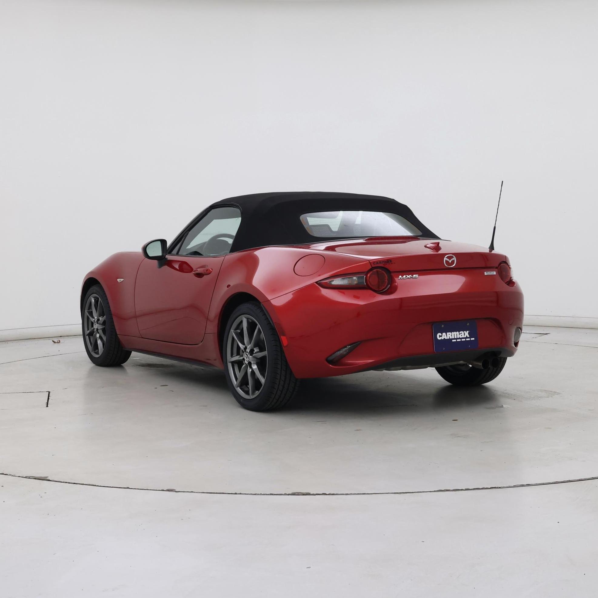 Thumbnail: 2016 Mazda MX-5 Miata - 2