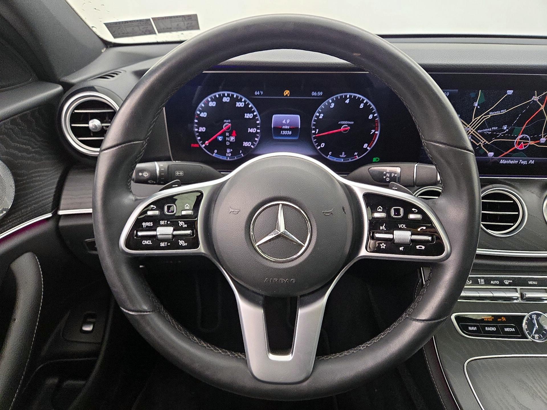 Thumbnail: 2020 Mercedes-Benz E-Class - 10