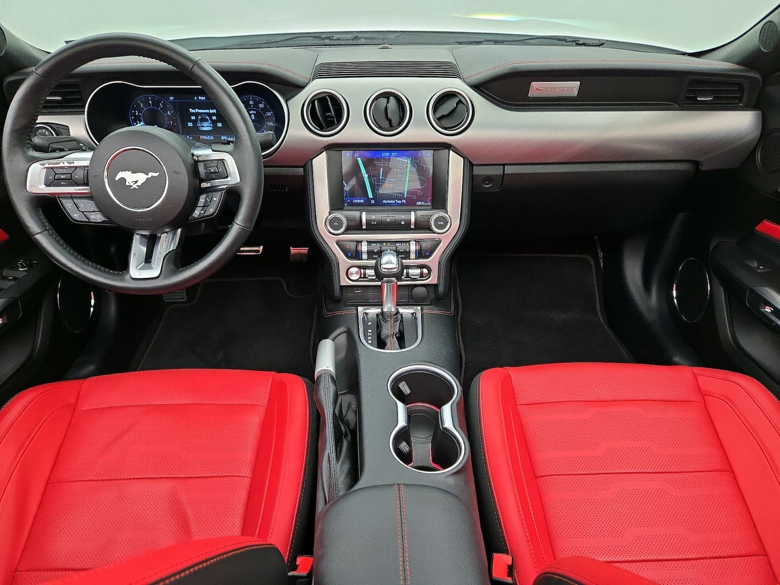 2022 Ford Mustang EcoBoost Premium - Photo 10