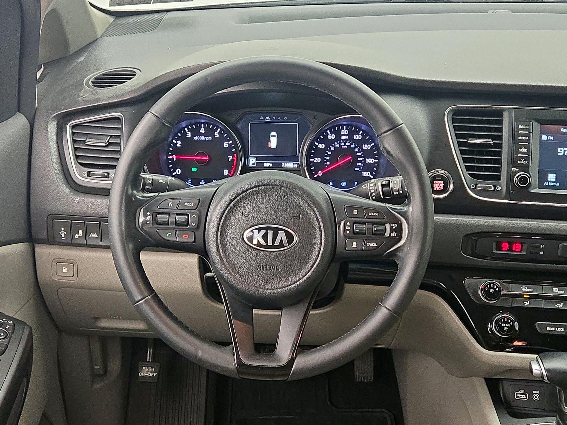 Thumbnail: 2018 Kia Sedona - 10